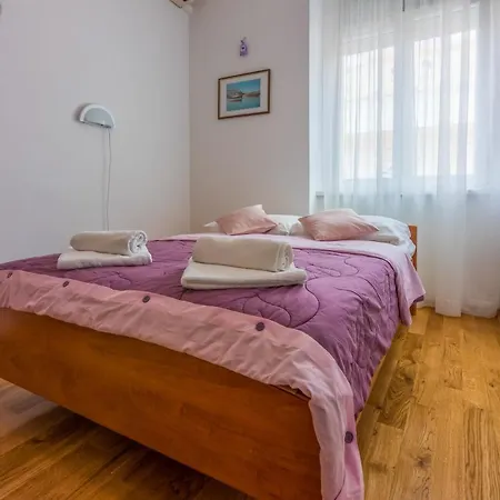 Apartament Laura *